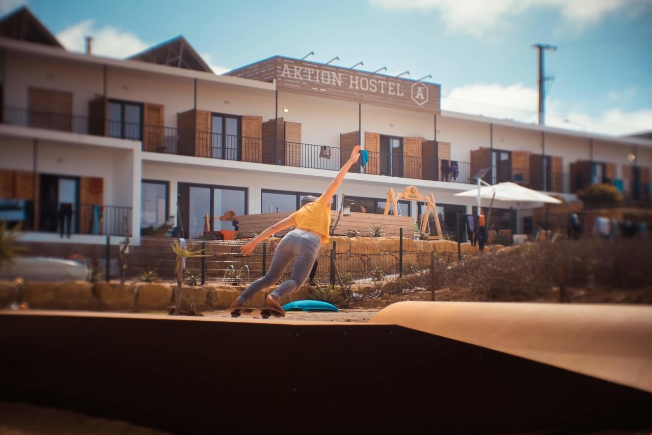 Hotel Ericeira Portugal nomad remote 8133eefd-d0b8-4f70-a3e4-fe269abd2232_NS- Aktion Ericeira OD Skater.jpg